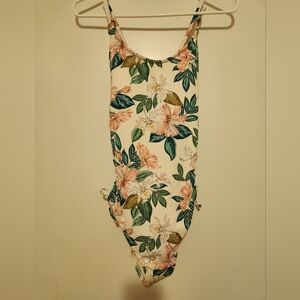 Palisades Beach Club Womens one-piece swimsuit